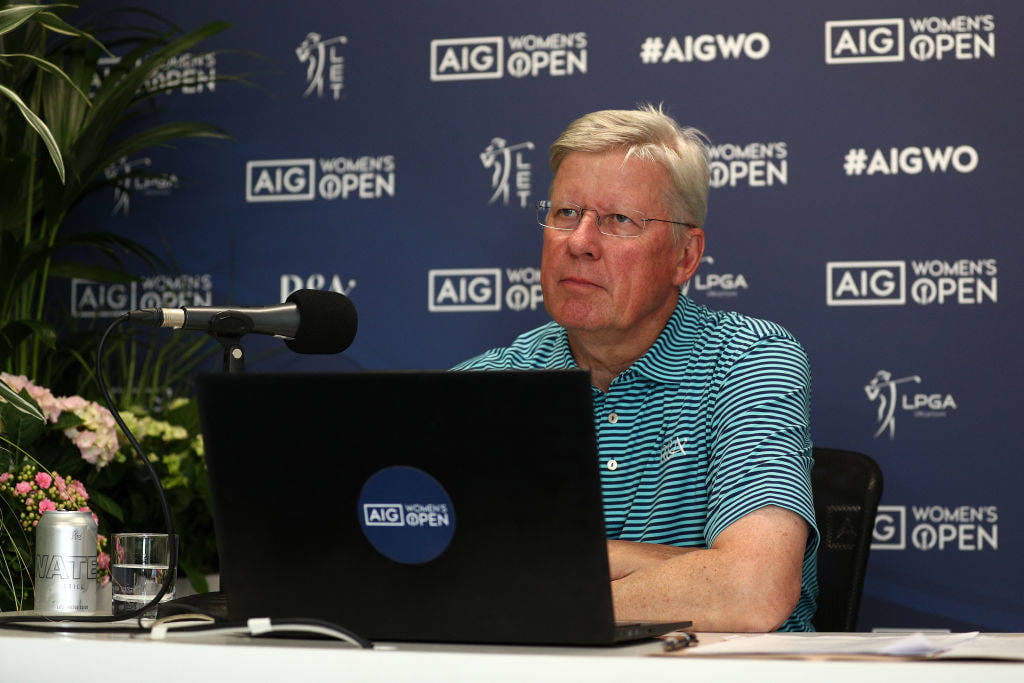 Sophia Popov celebrating with Champagne after winning the AIG Women